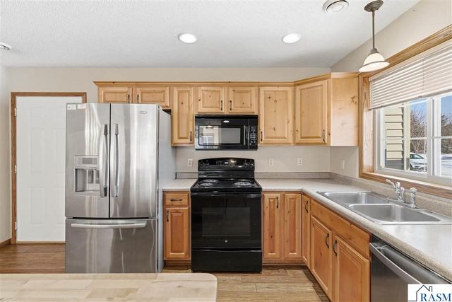 116 Nicklaus Path, Mankato, MN 56001