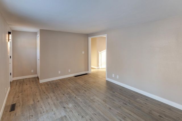 6169 Donald Street, Baxter, MN 56425