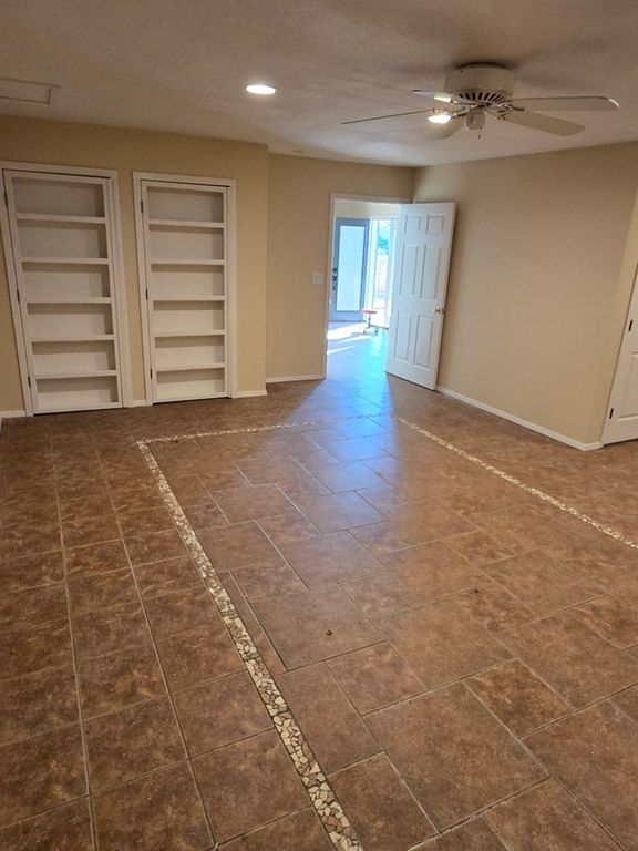 Image 16 of property listing at 119 N Penny Lane, Winters, TX 79567