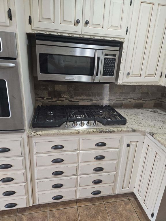 Image 5 of property listing at 119 N Penny Lane, Winters, TX 79567