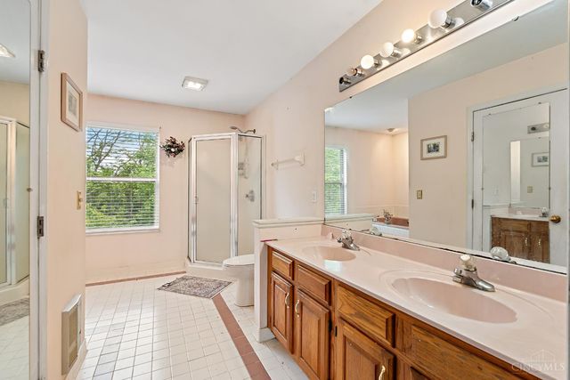 1482 Waycross Road, Forest Park, OH 45240
