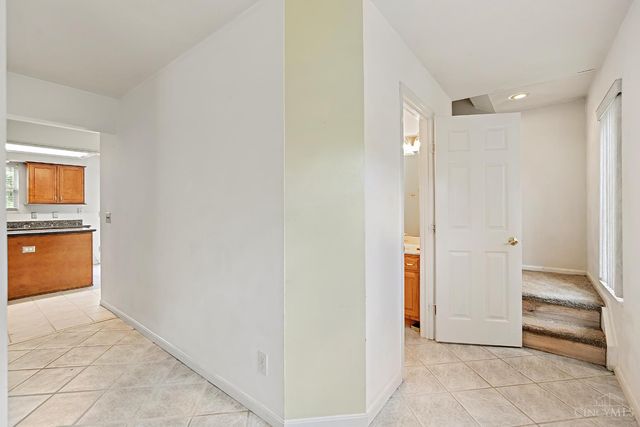 1482 Waycross Road, Forest Park, OH 45240
