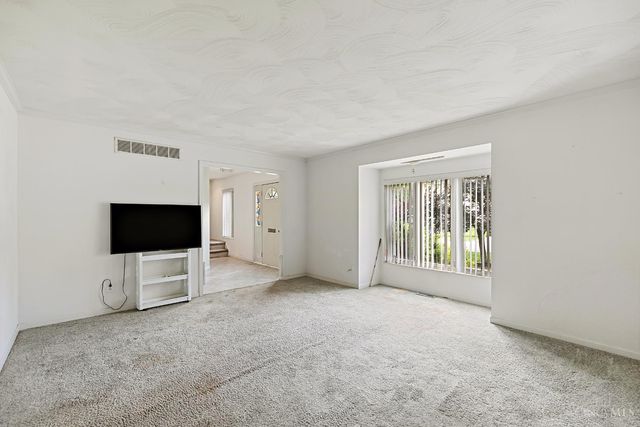 1482 Waycross Road, Forest Park, OH 45240