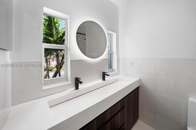 5237 La Gorce Drive, Miami Beach, FL 33140
