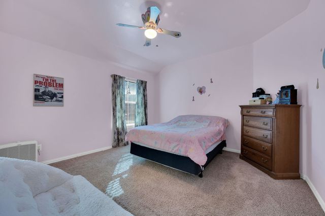 415 Breezeway Court, Cedar Hill, TX 75104