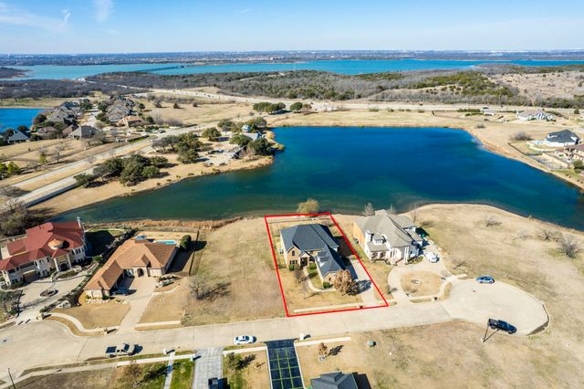 415 Breezeway Court, Cedar Hill, TX 75104