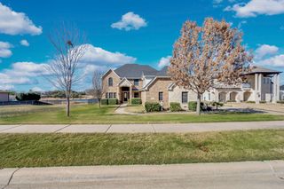 415 Breezeway Court, Cedar Hill, TX 75104