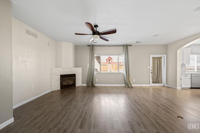 11102 Vista Del Rancho Drive, Bakersfield, CA 93311