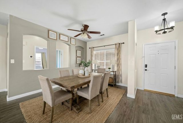 11102 Vista Del Rancho Drive, Bakersfield, CA 93311