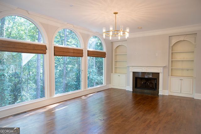 260 Lake Summit View, Atlanta, GA 30342