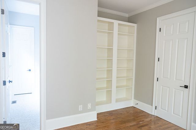 260 Lake Summit View, Atlanta, GA 30342