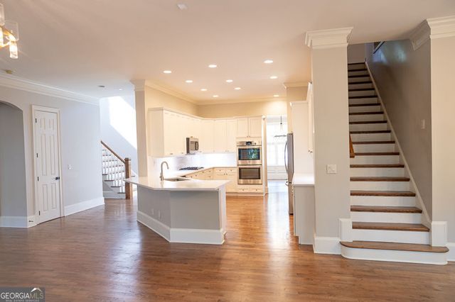 260 Lake Summit View, Atlanta, GA 30342