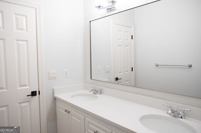 260 Lake Summit View, Atlanta, GA 30342