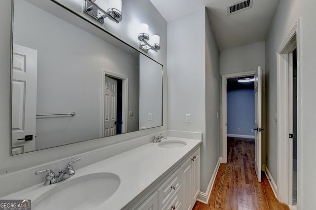 260 Lake Summit View, Atlanta, GA 30342
