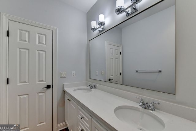 260 Lake Summit View, Atlanta, GA 30342