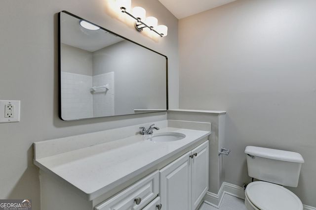 260 Lake Summit View, Atlanta, GA 30342
