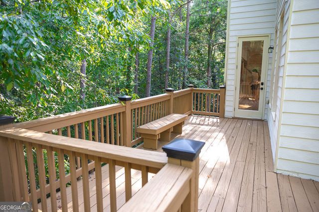 260 Lake Summit View, Atlanta, GA 30342