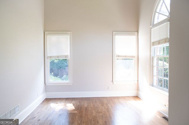 260 Lake Summit View, Atlanta, GA 30342