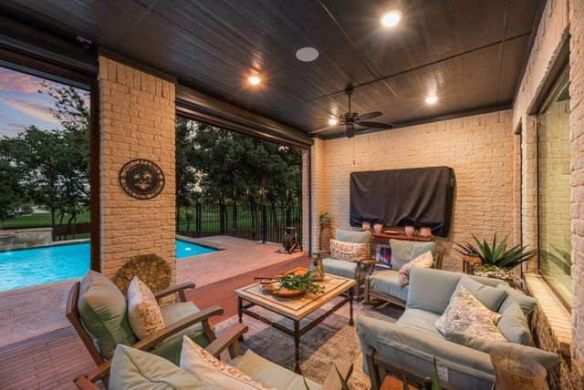 570 Prairie Timber Road, Burleson, TX 76028