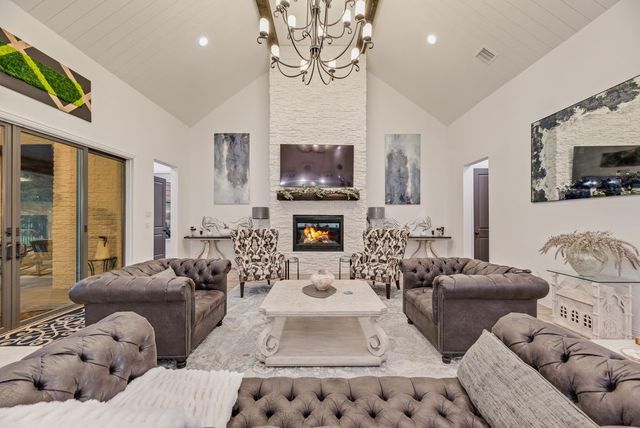 570 Prairie Timber Road, Burleson, TX 76028