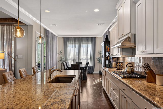 3710 Las Casitas, San Antonio, TX 78261