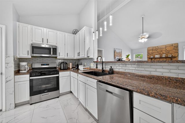 14310 Royal Hill Drive, Houston, TX 77083