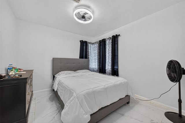 14310 Royal Hill Drive, Houston, TX 77083