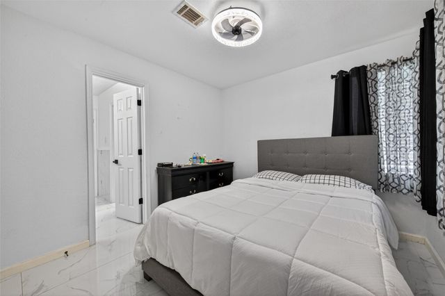 14310 Royal Hill Drive, Houston, TX 77083