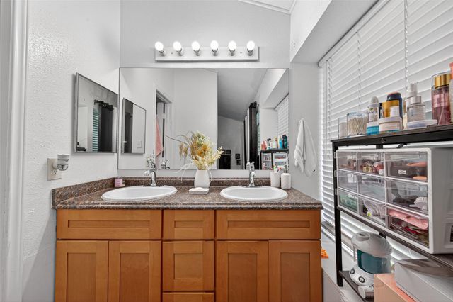 14310 Royal Hill Drive, Houston, TX 77083