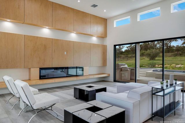 25907 Morhiss Pt, San Antonio, TX 78006