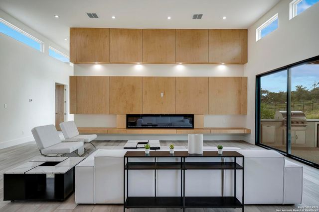 25907 Morhiss Pt, San Antonio, TX 78006