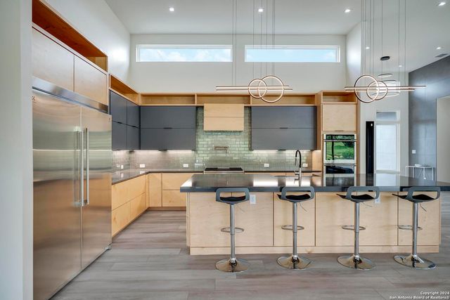 25907 Morhiss Pt, San Antonio, TX 78006