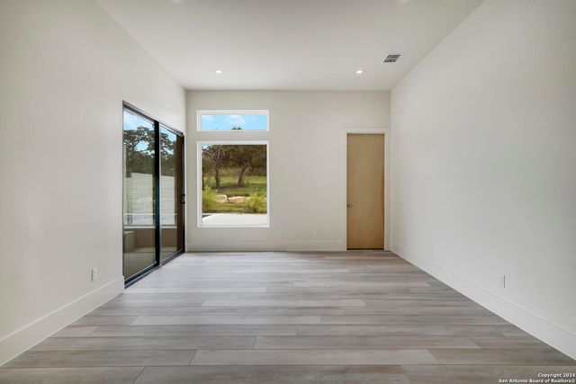 25907 Morhiss Pt, San Antonio, TX 78006