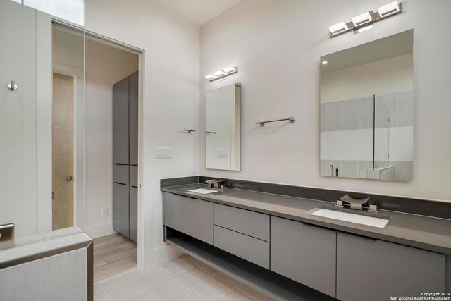 25907 Morhiss Pt, San Antonio, TX 78006