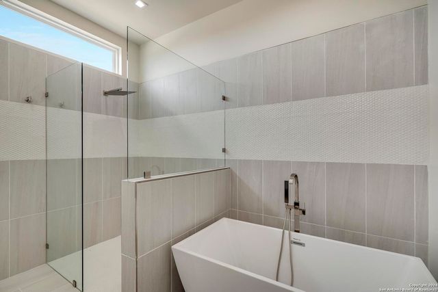 25907 Morhiss Pt, San Antonio, TX 78006