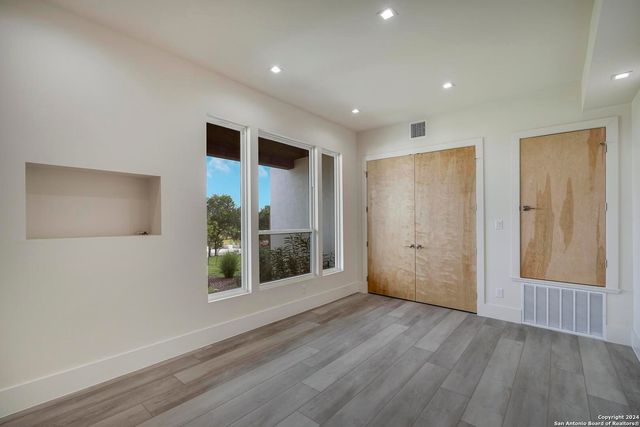 25907 Morhiss Pt, San Antonio, TX 78006