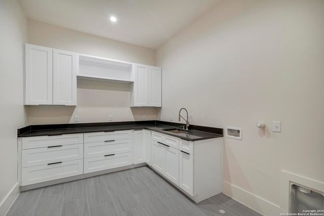 25907 Morhiss Pt, San Antonio, TX 78006