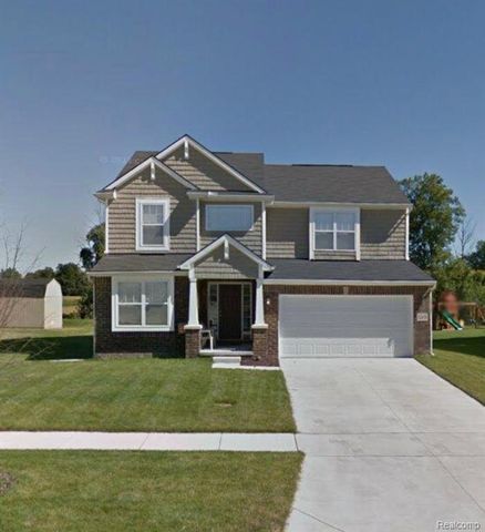52658 Delena Drive, Macomb, MI 48042