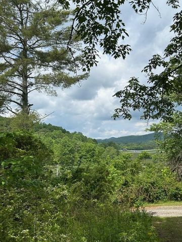 108 Boyds Prayer Road, Hayesville, NC 28904