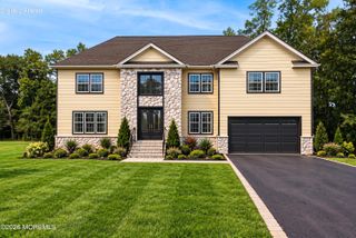 148 Freehold Road A, Englishtown, NJ 07726