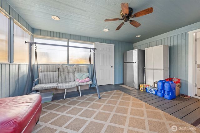 238 6th Ave SE, Soap Lake, WA 98851