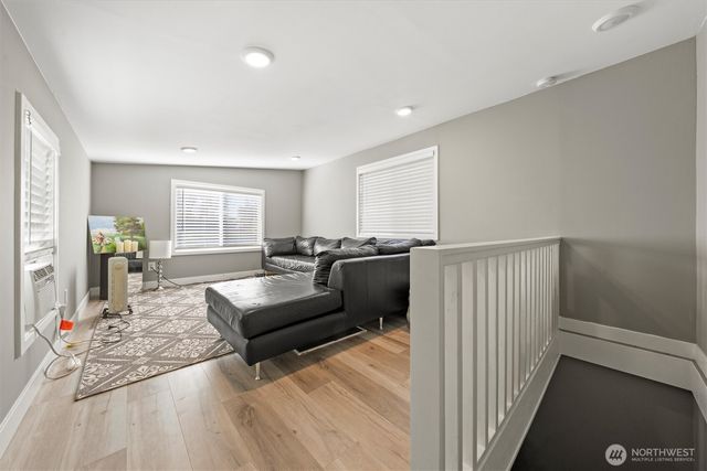 238 6th Ave SE, Soap Lake, WA 98851