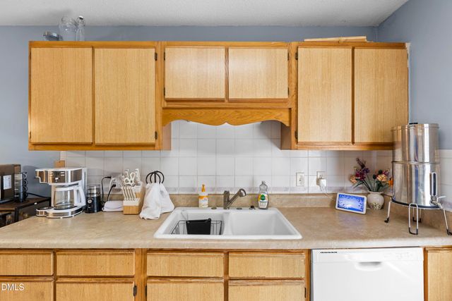 210 Eppingdale Drive, Spring Lake, NC 28390