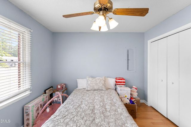 210 Eppingdale Drive, Spring Lake, NC 28390