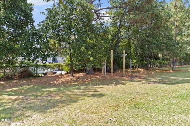 210 Eppingdale Drive, Spring Lake, NC 28390
