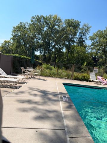 8549 Irwin Road 138, Bloomington, MN 55437