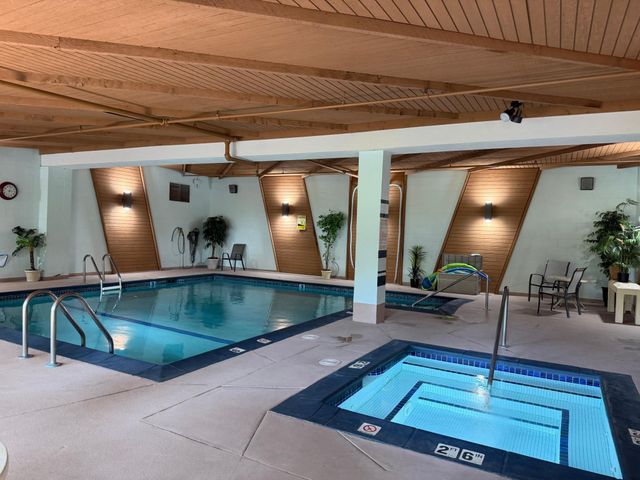 8549 Irwin Road 138, Bloomington, MN 55437