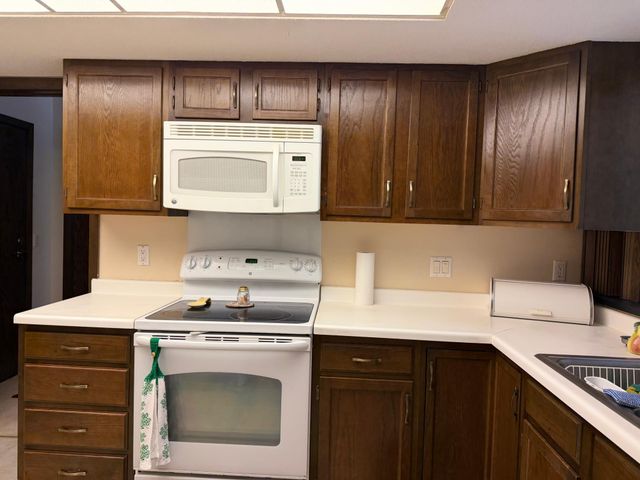 8549 Irwin Road 138, Bloomington, MN 55437