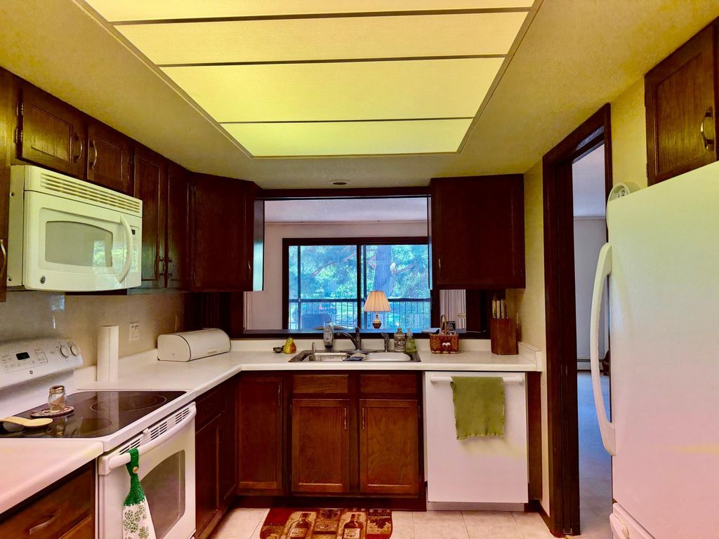 8549 Irwin Road 138, Bloomington, MN 55437 — photo 5