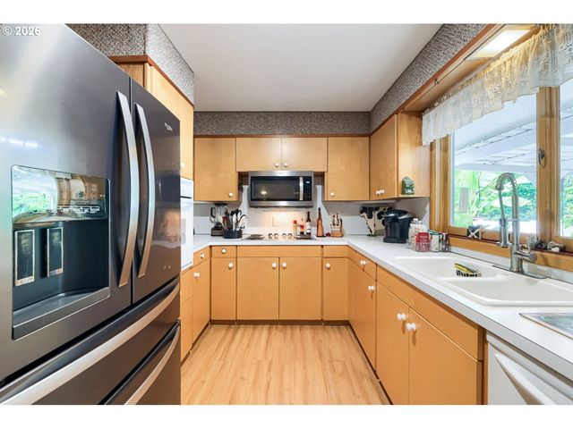 24203 Ne OREGON St, Wood Village, OR 97060